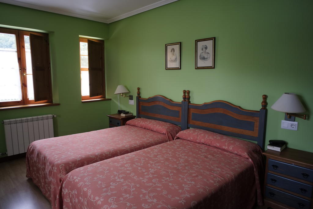 Gasthaus La Rectoral De San Juan El Franco Zimmer foto